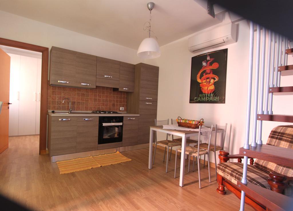 La Fonda Casa Vacanze-Appartamenti Con Piscina 산토 스테파노 디 마그라 객실 사진